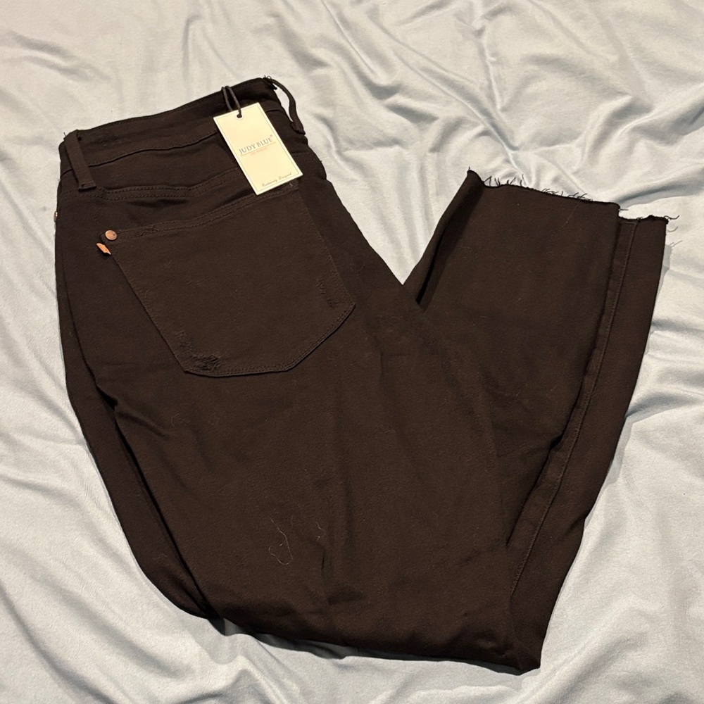 NWT  Judy Blue Distressed Knee Black Skinny Fit Jeans